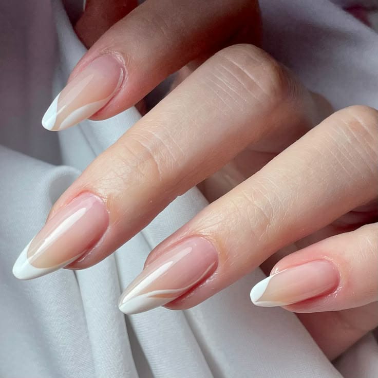 Swirl Design Nails
